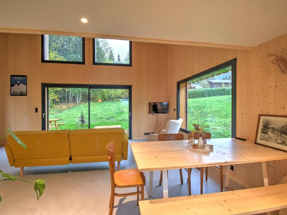 Chalet Neuf A Morzine : 4 Pers, 75M², Terrasse, Proche Centre, Wifi, Parking - Fr-1-524-113 France